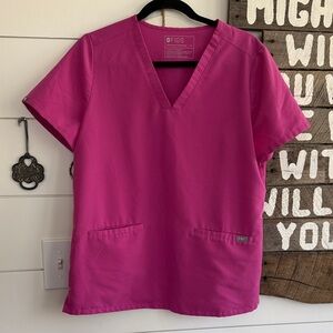 Figs size medium Casma scrub top